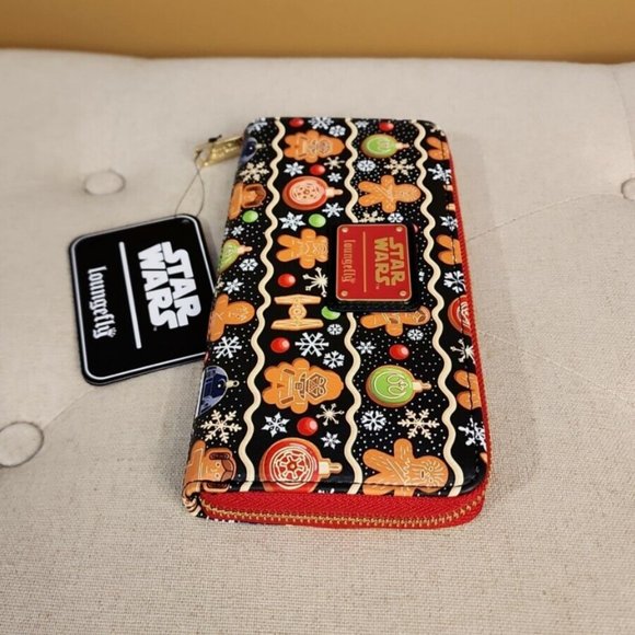 Loungefly Disney Star Wars Holiday Gingerbread Cookie AOP Wallet Zip Around NEW - Picture 7 of 13